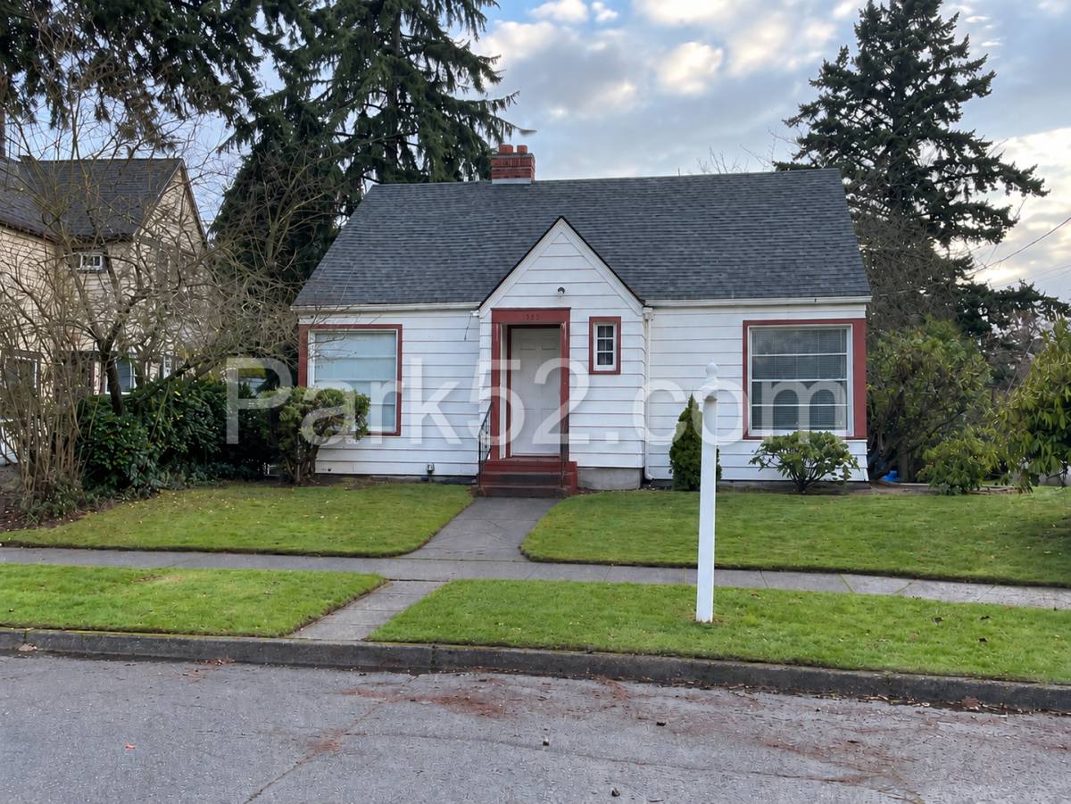 House for rent at 1002 S Oakes, Tacoma, WA 98405