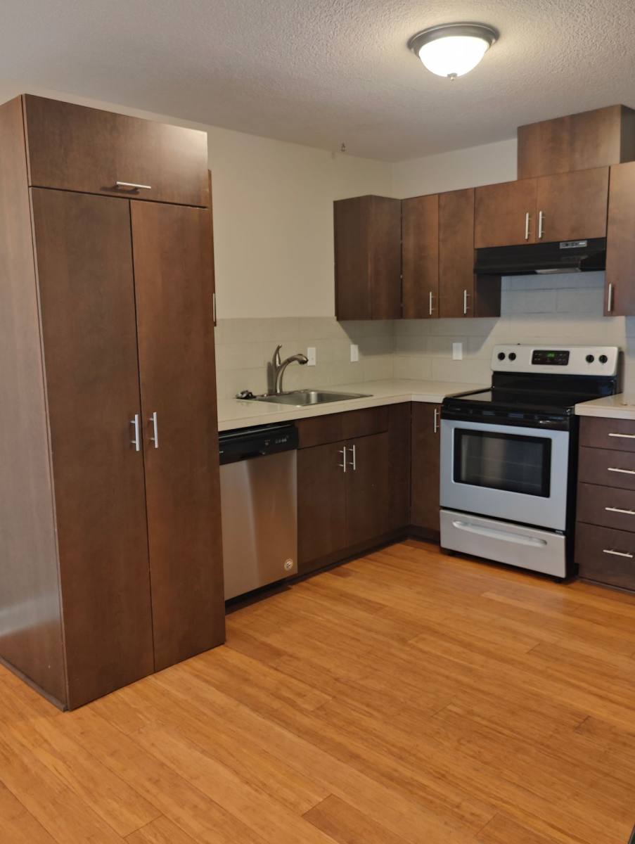 Townhouse for rent at 2314 - 2318 NE Multnomah St, Portland, OR 97232