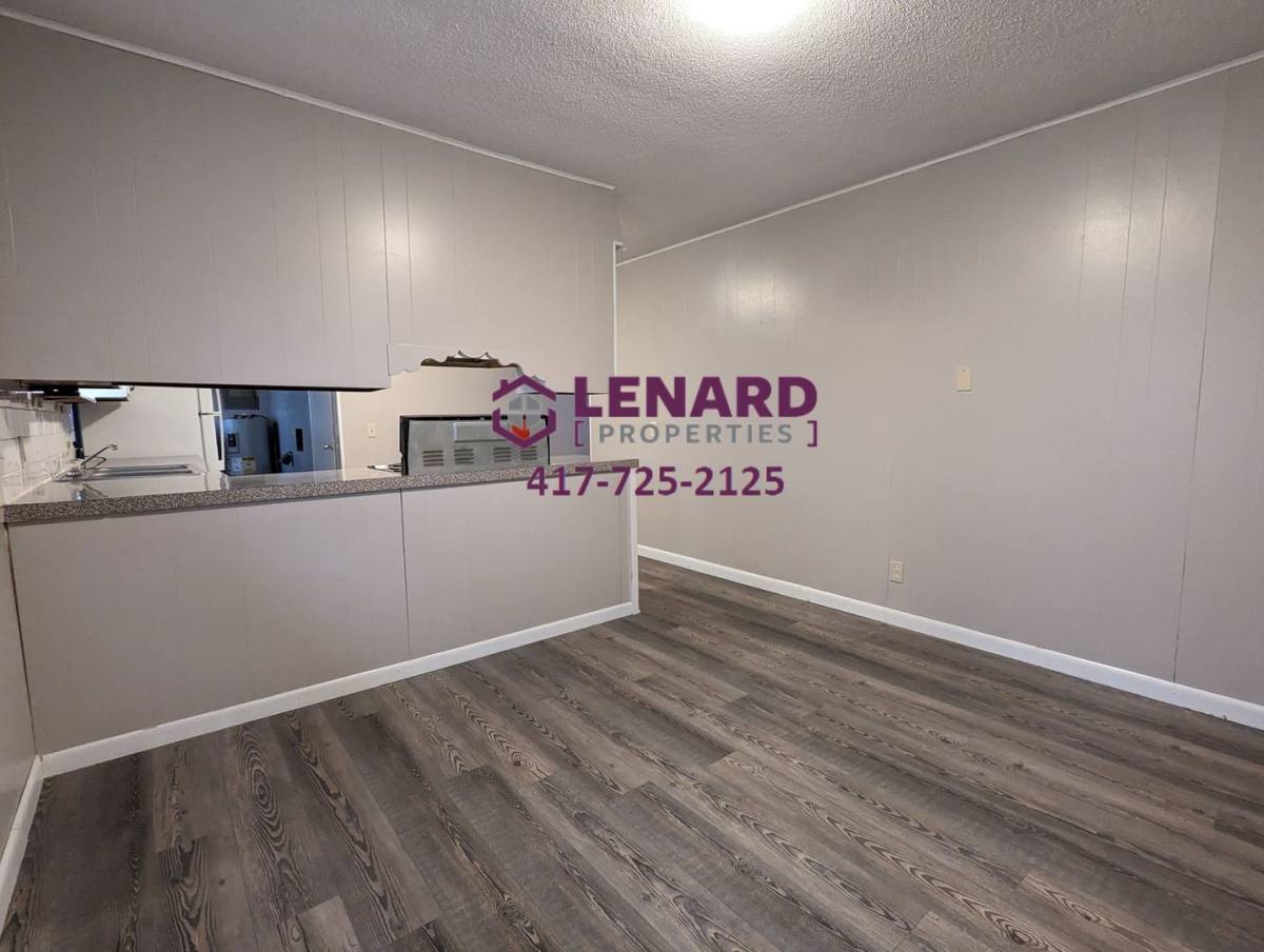 House for rent at 314 W Colgate St, Bolivar, MO 65613