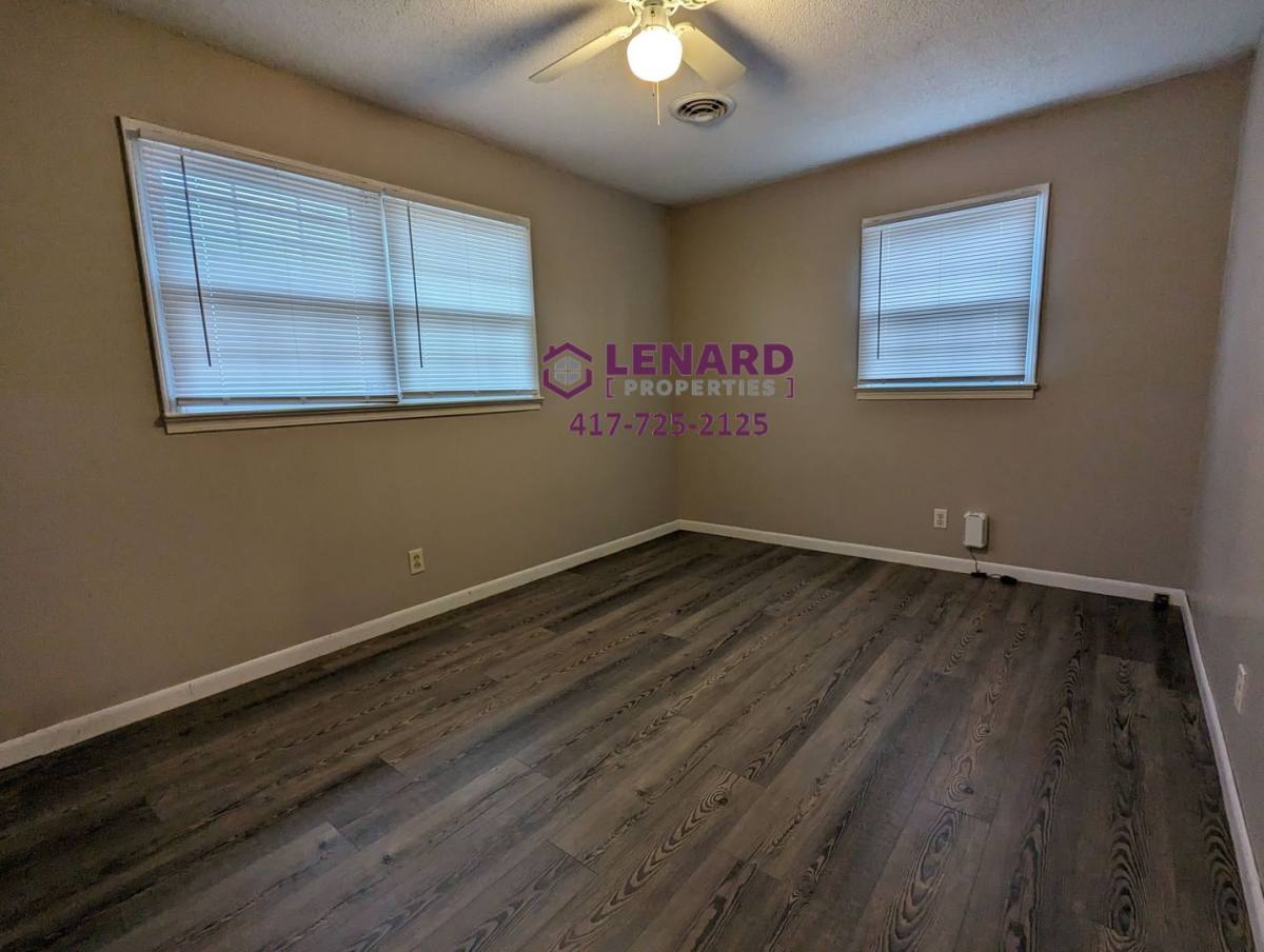 House for rent at 314 W Colgate St, Bolivar, MO 65613