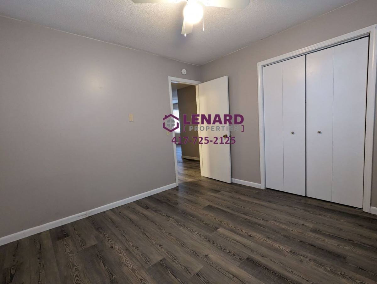 House for rent at 314 W Colgate St, Bolivar, MO 65613