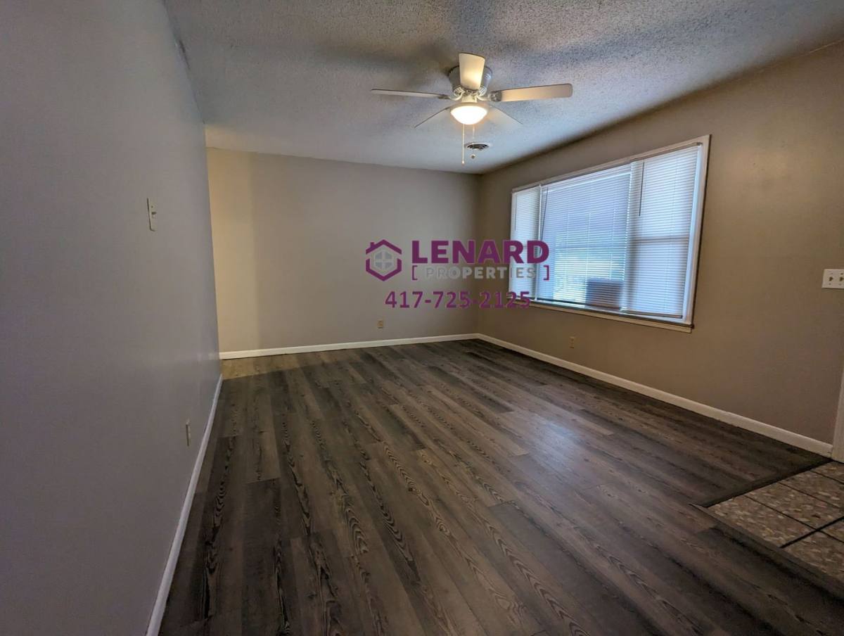 House for rent at 314 W Colgate St, Bolivar, MO 65613