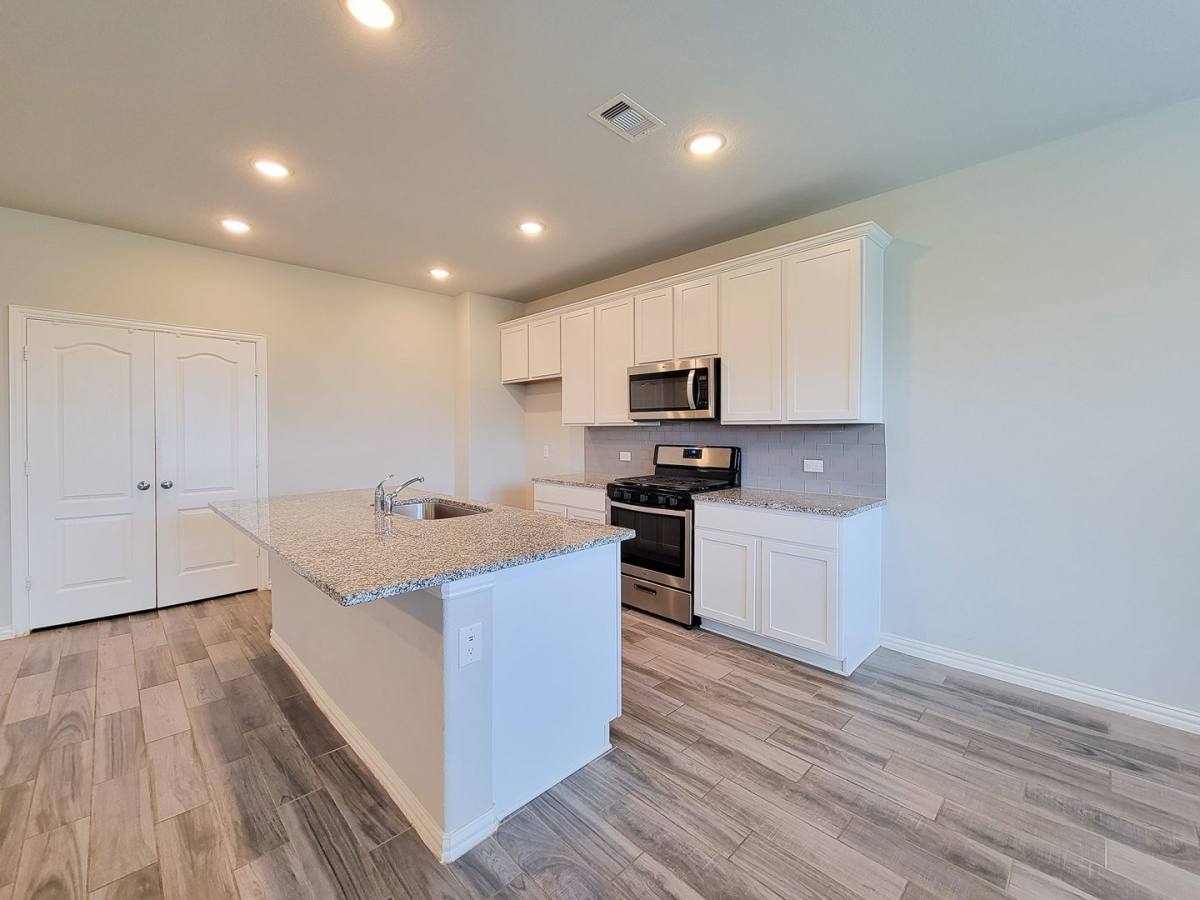 House for rent at 31419 Horseshoe Meadow Bend, Fulshear, TX 77441
