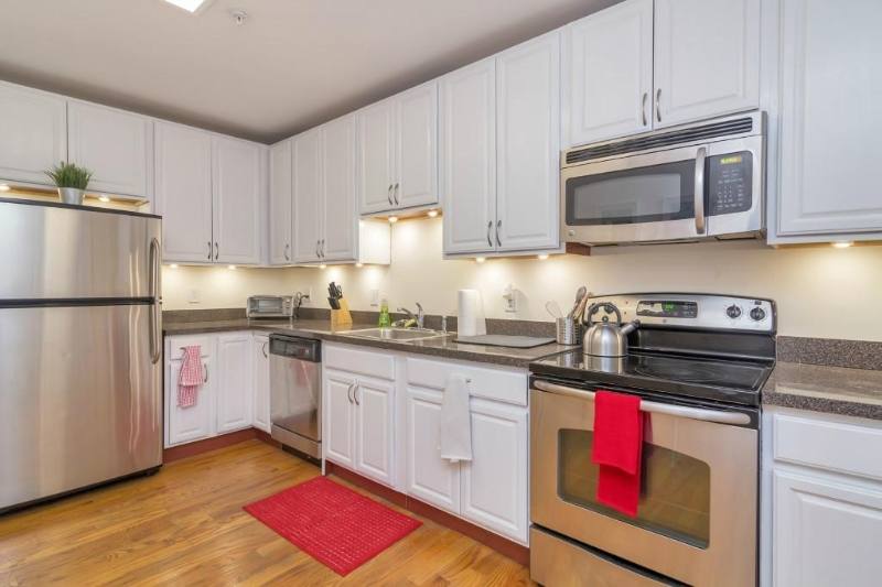 Apartment for rent at 448 Palisade Ave, Cliffside Park, NJ 07010