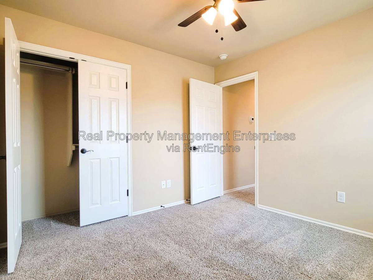 House for rent at 4500 Oasis Court, Yukon, OK 73099