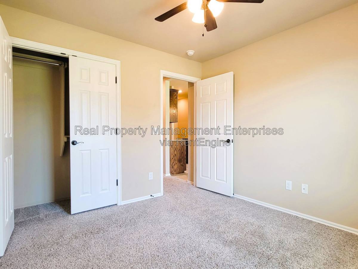 House for rent at 4500 Oasis Court, Yukon, OK 73099