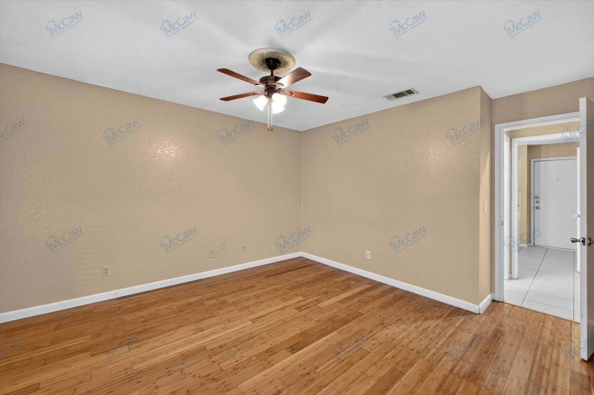 Apartment for rent at 1410 White Way, McKinney, TX 75069