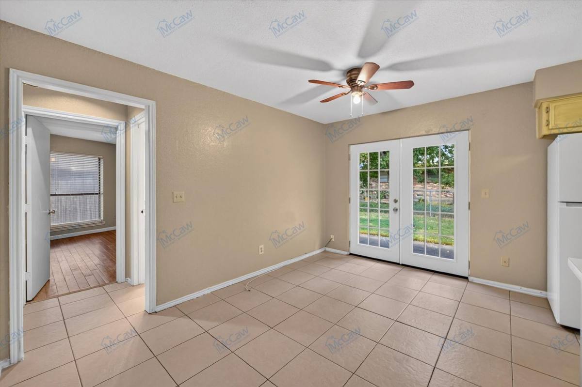 Apartment for rent at 1410 White Way, McKinney, TX 75069