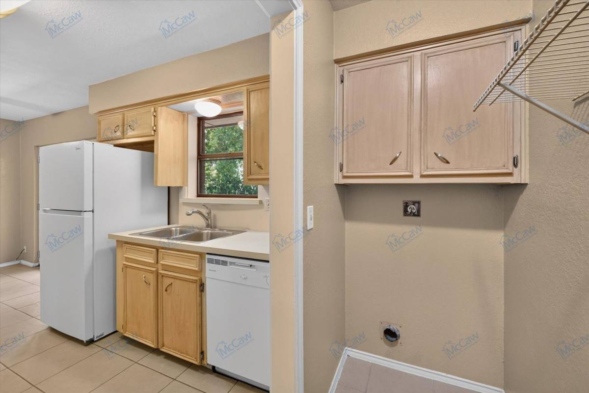 Apartment for rent at 1410 White Way, McKinney, TX 75069