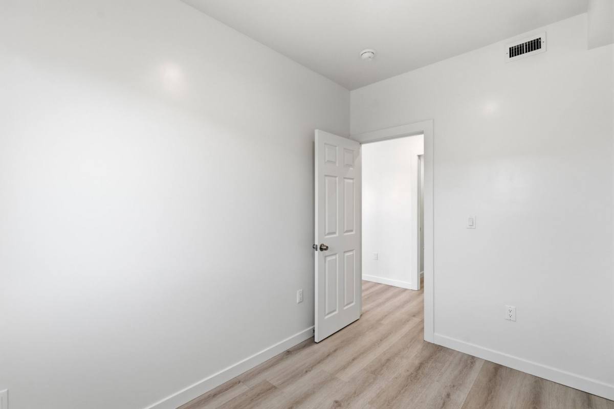 2025 New Jersey St, Los Angeles, CA 90033 - Apartment for Rent - Image 12
