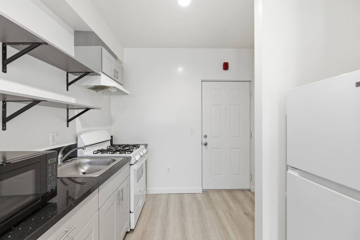 2025 New Jersey St, Los Angeles, CA 90033 - Apartment for Rent - Image 8