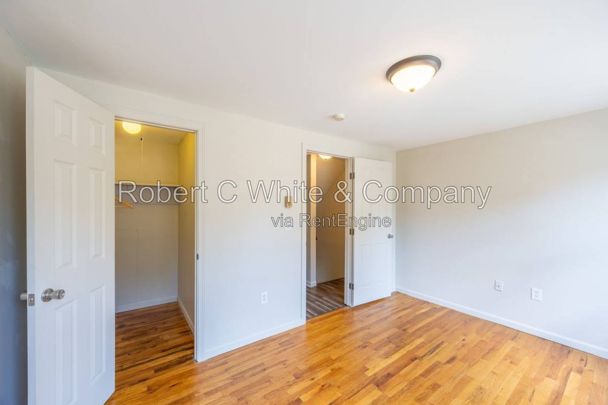 Townhouse for rent at 45 Rising Trail Dr, Middletown, CT 06457