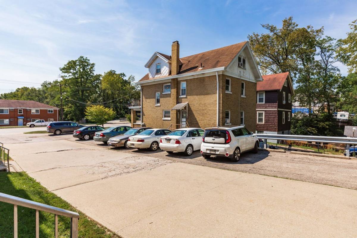 Apartment for rent at 4126 W 8th St #7, Cincinnati, OH 45205