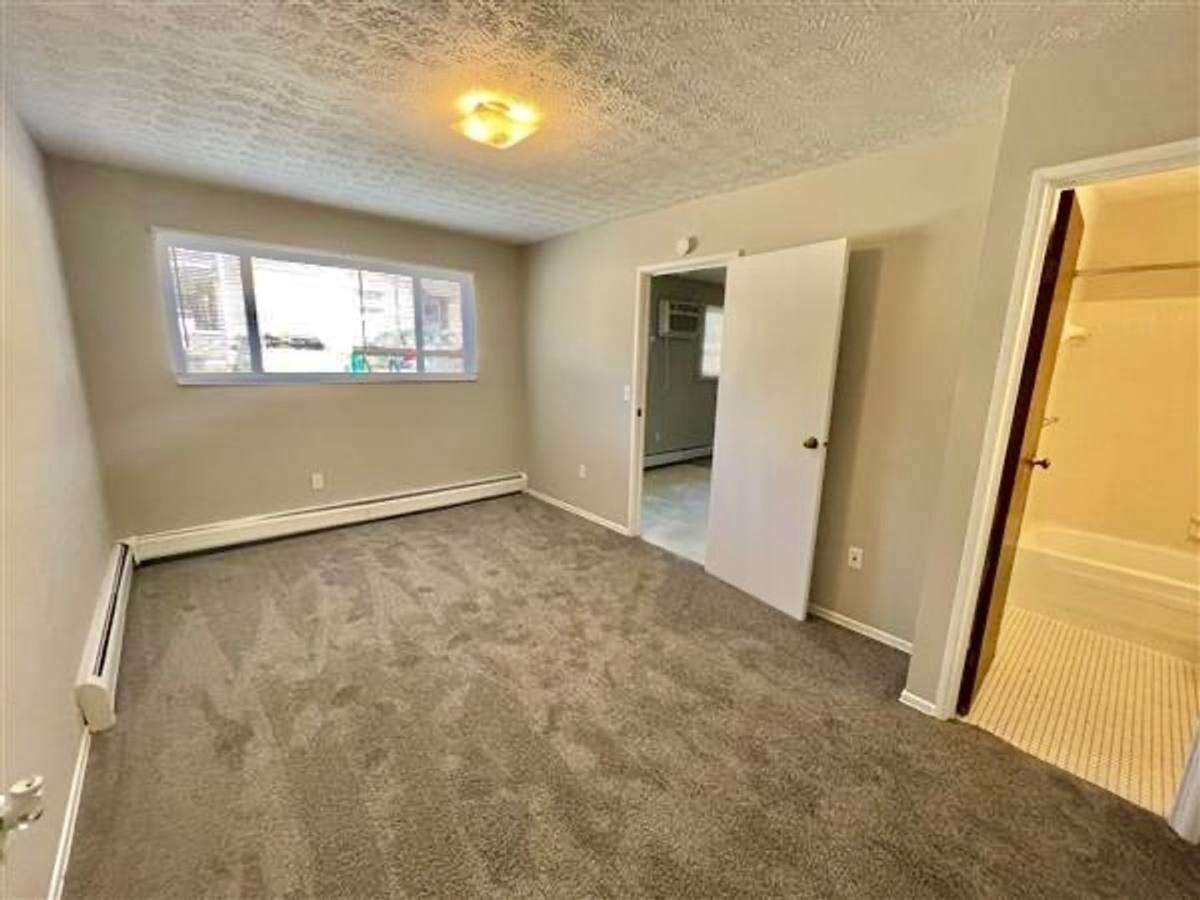 Apartment for rent at 4126 W 8th St #7, Cincinnati, OH 45205