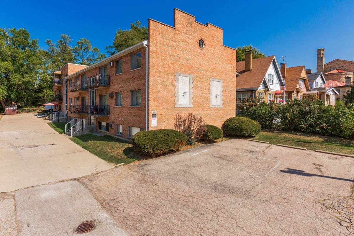 Apartment for rent at 4126 W 8th St #7, Cincinnati, OH 45205