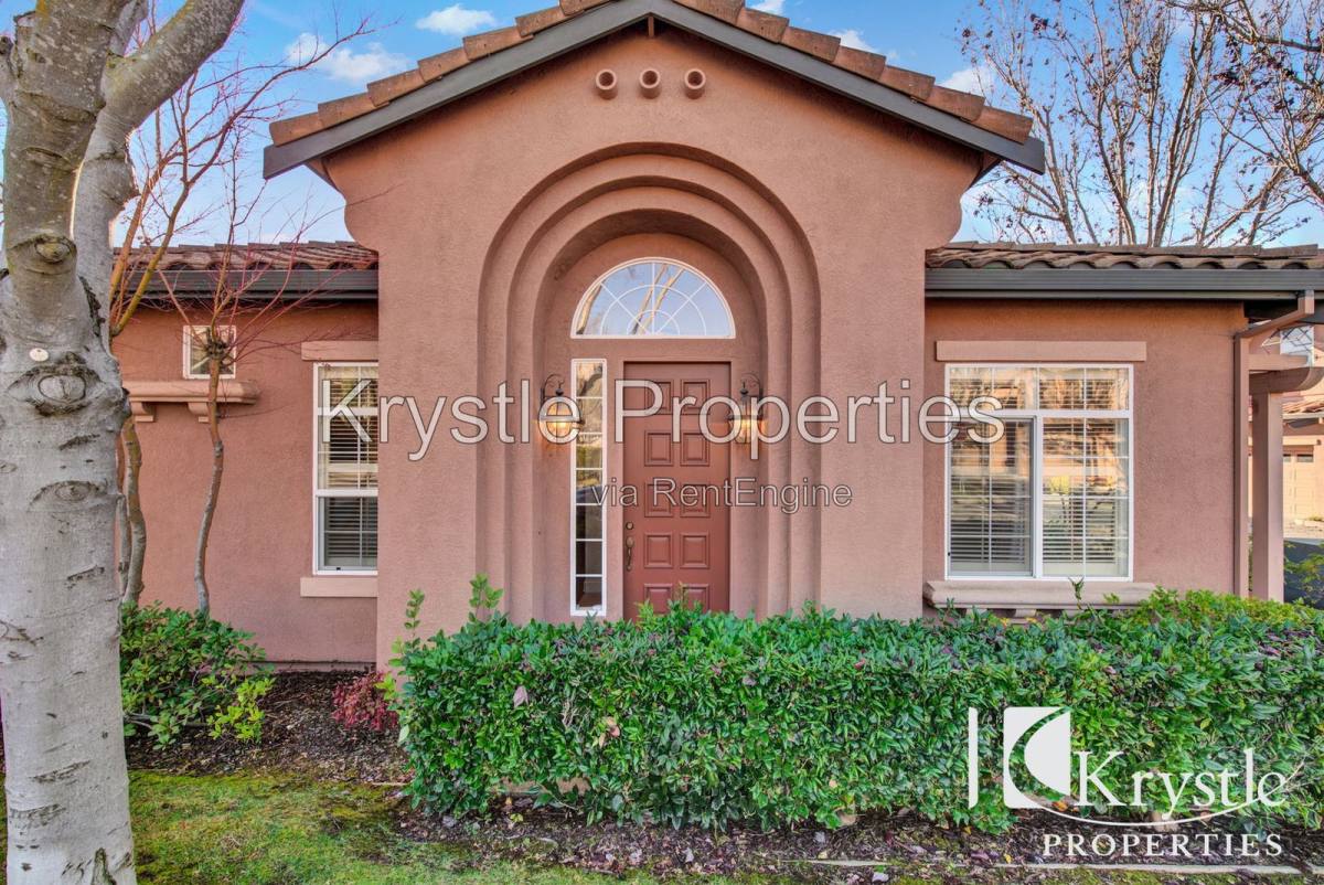 Condo for rent at 8401 Benavente Court, Vallejo, CA 94591
