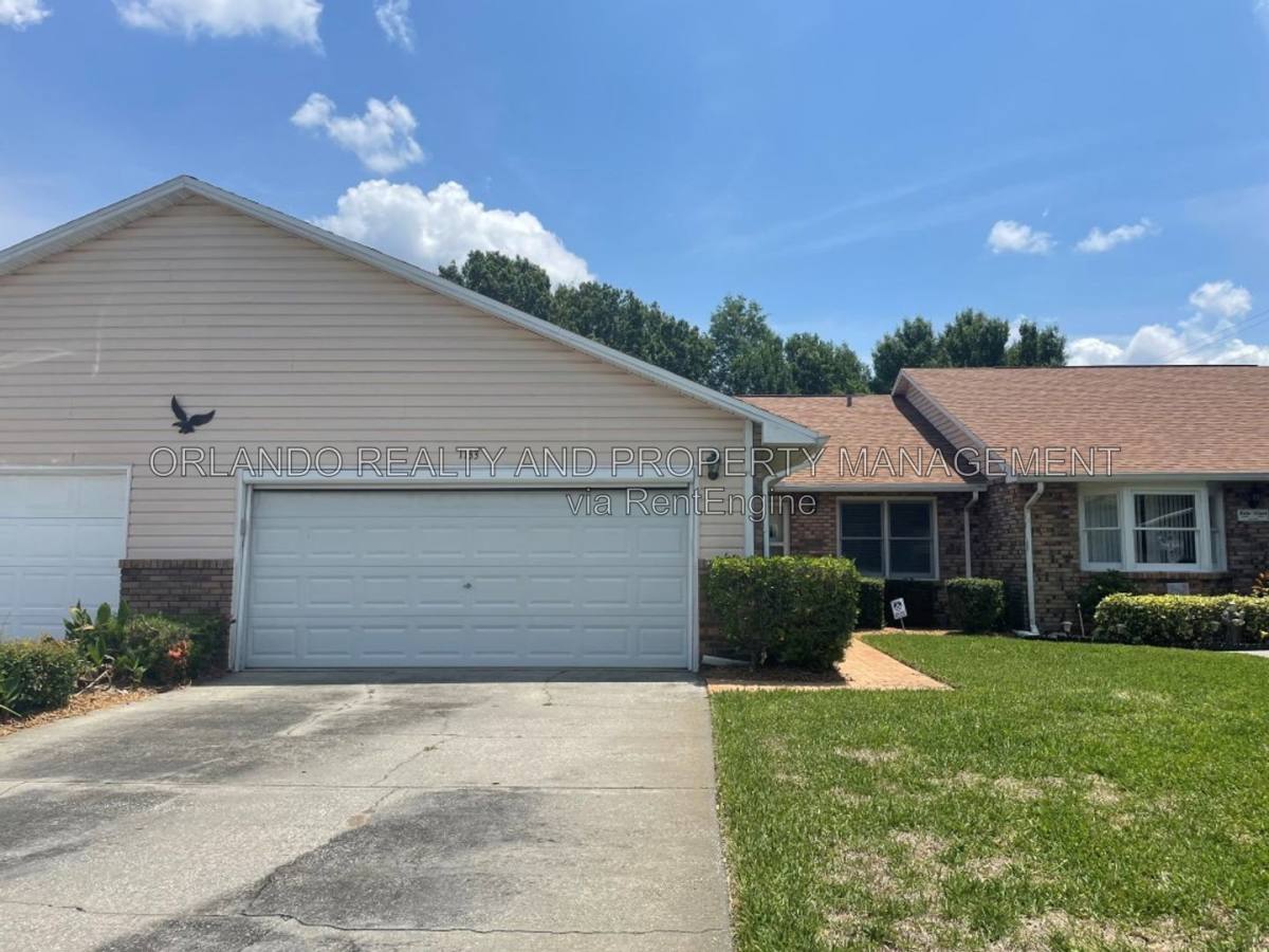 Townhouse for rent at 1133 Monroe Ave, St. Cloud, FL 34769