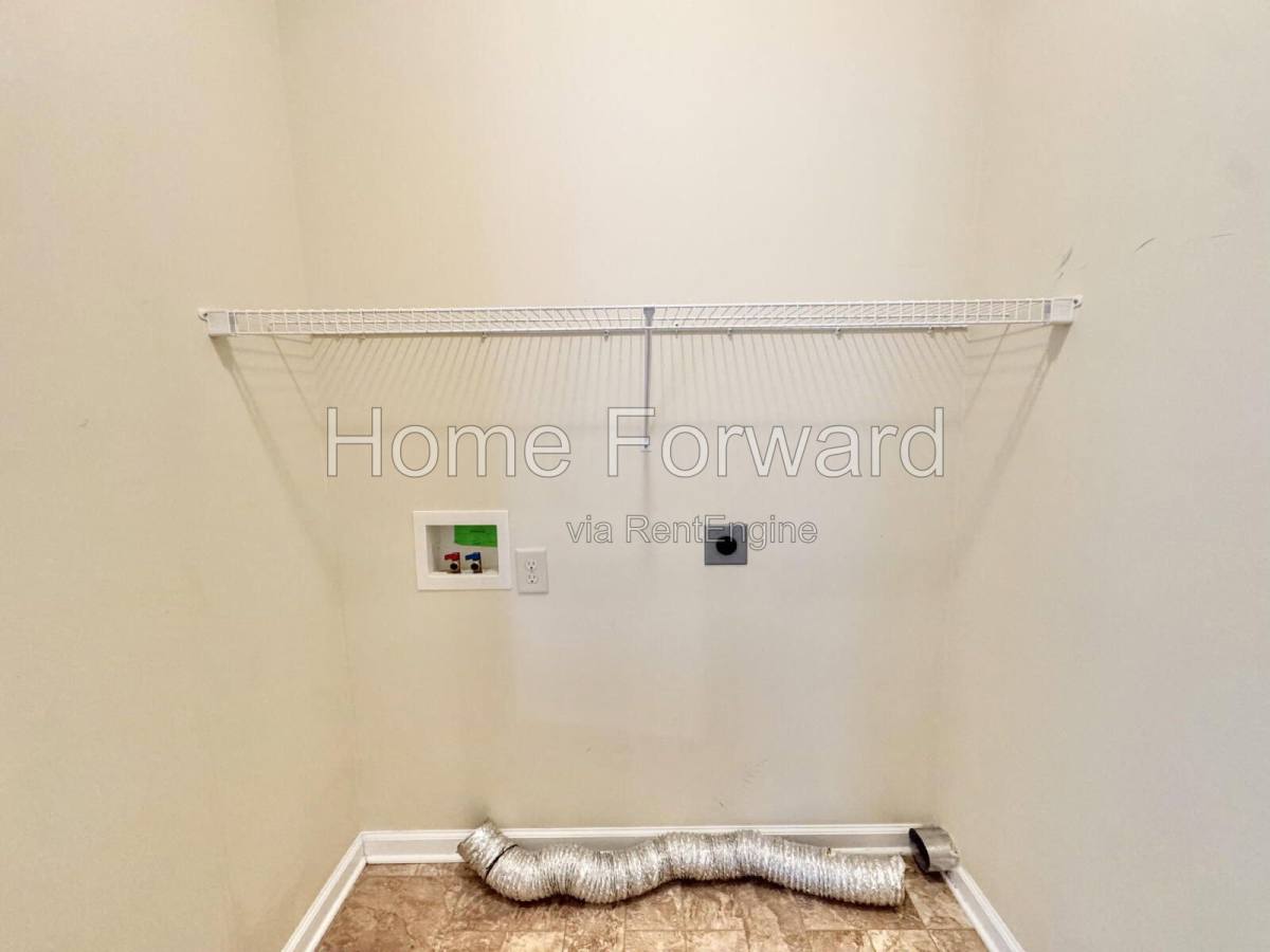House for rent at 1717 Bettys Court, Lexington, KY 40505