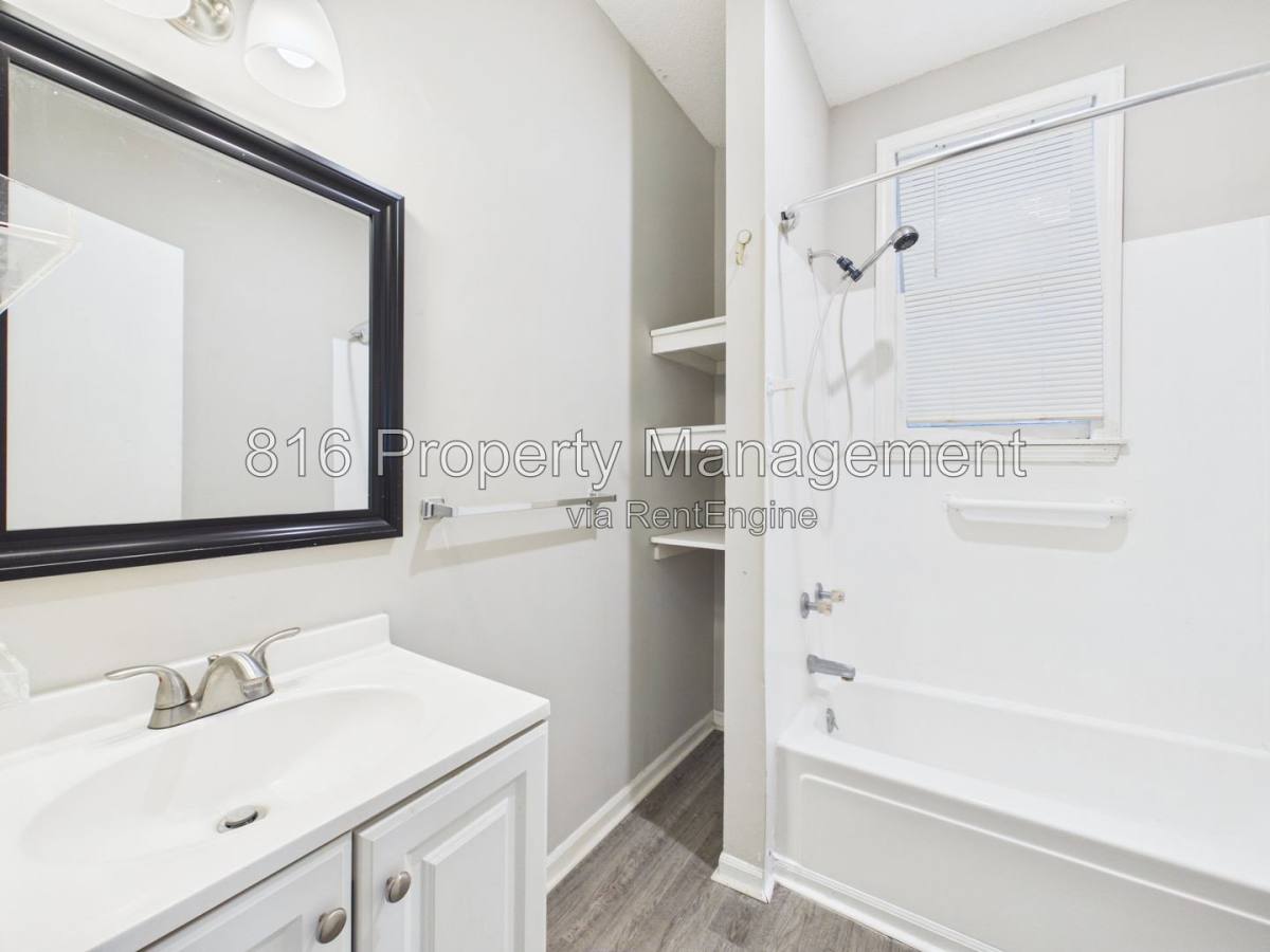 Apartment for rent at 1120 Connecticut St, Lawrence, KS 66044