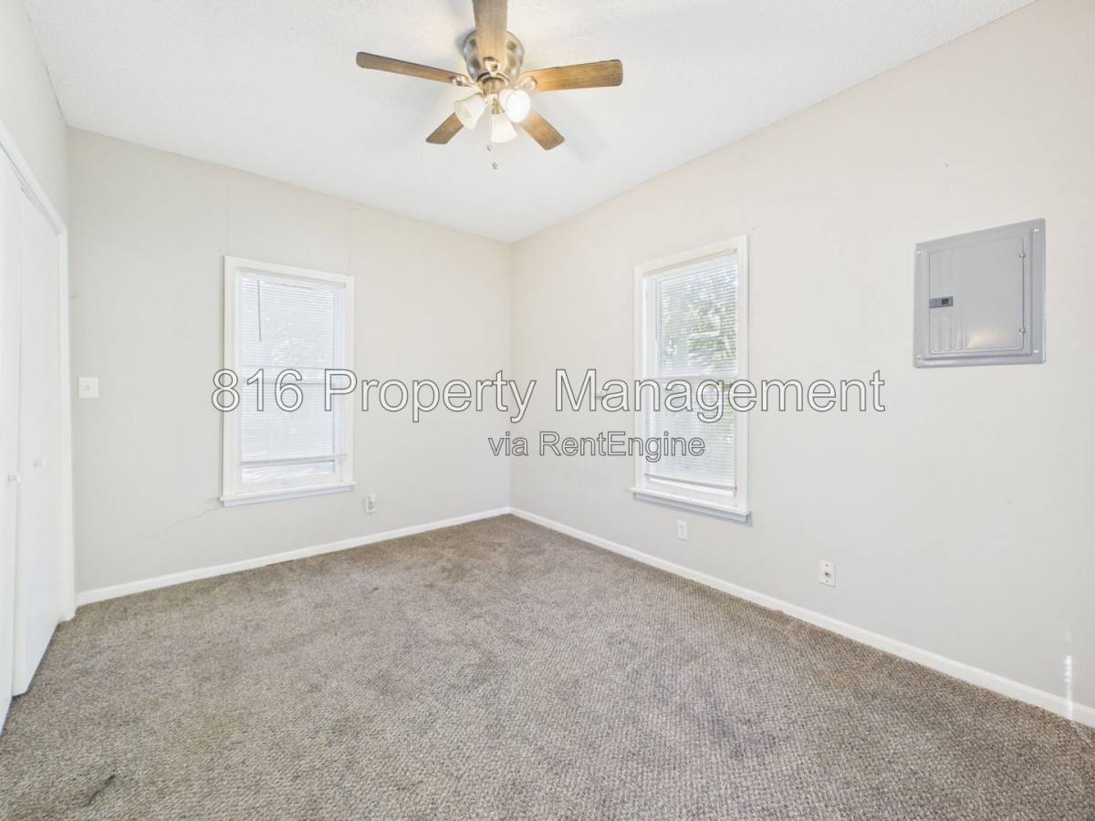 Apartment for rent at 1120 Connecticut St, Lawrence, KS 66044