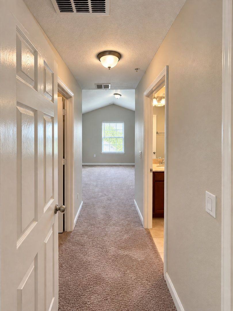 Townhouse for rent at 9407 Tawnyberry St, Orlando, FL 32832