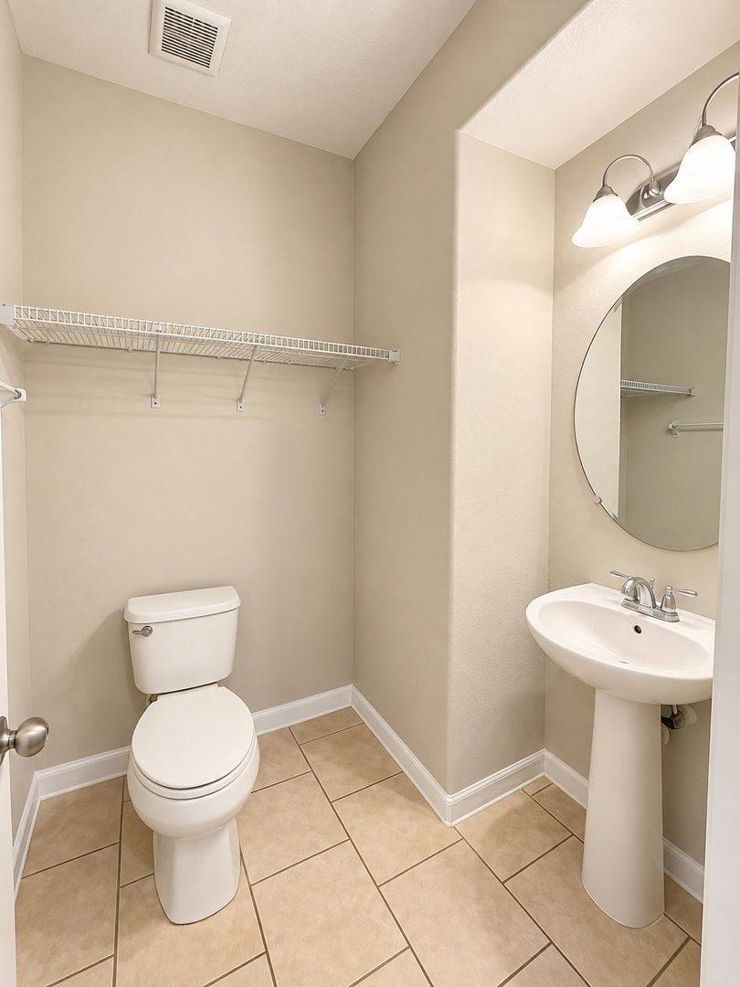 Townhouse for rent at 9407 Tawnyberry St, Orlando, FL 32832