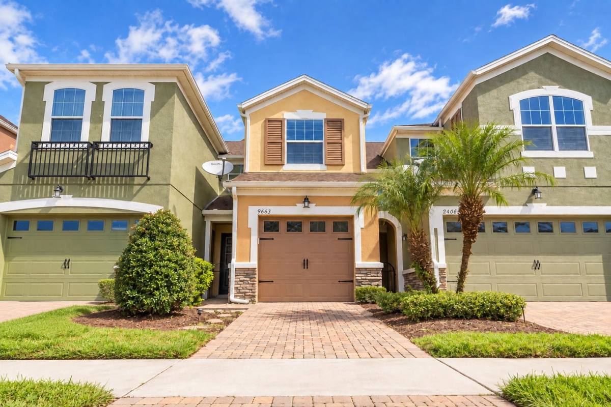 Townhouse for rent at 9407 Tawnyberry St, Orlando, FL 32832