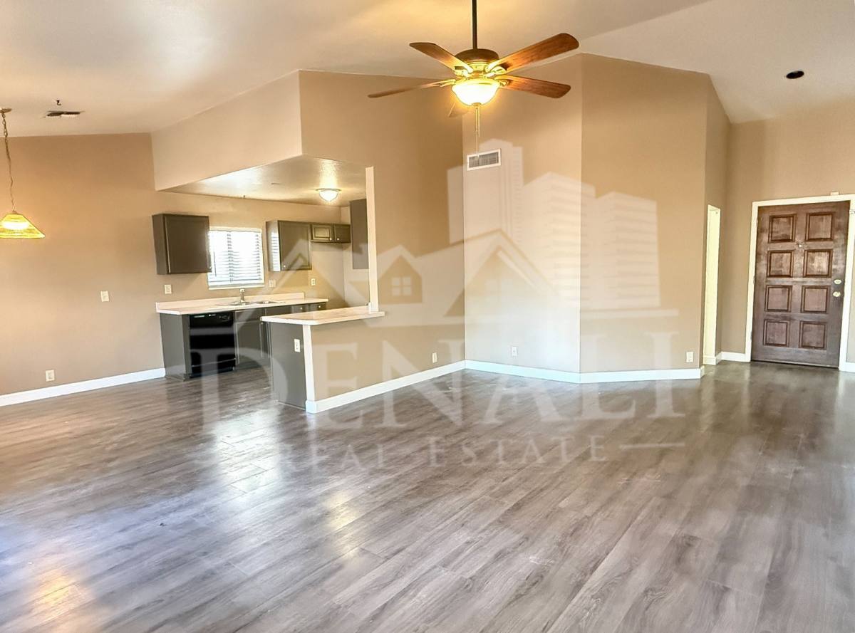10225 W Windsor Blvd, Glendale, AZ 85307 - House for Rent - Image 14
