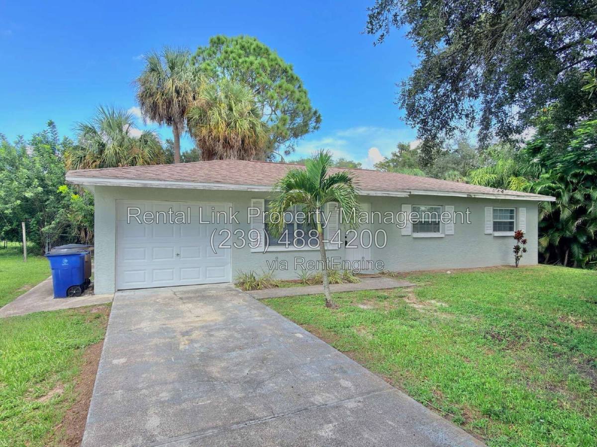 House for rent at 13926 Matanzas Dr, Fort Myers, FL 33905