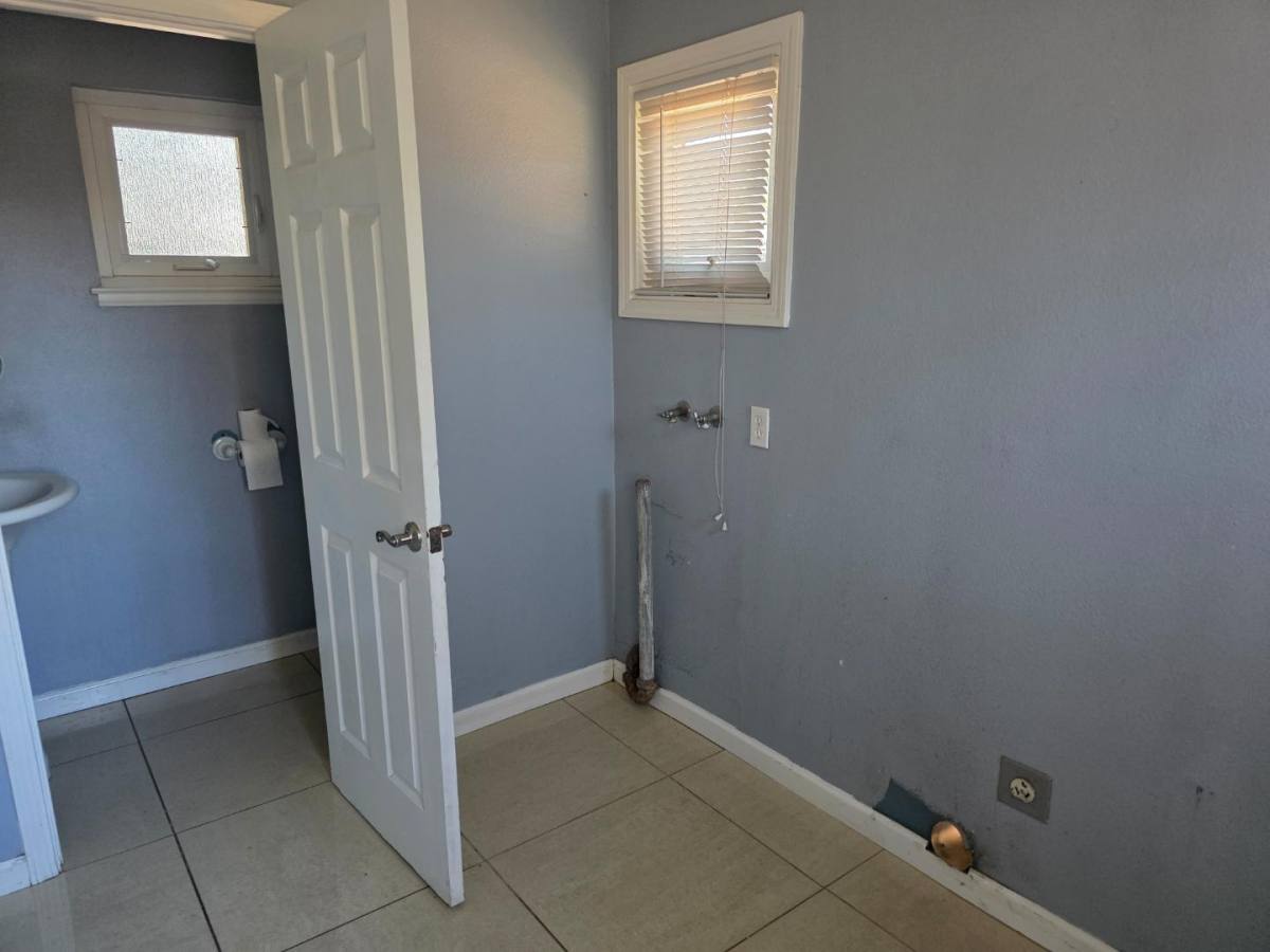 House for rent at 1225 W Beverly Place, Tracy, CA 95376