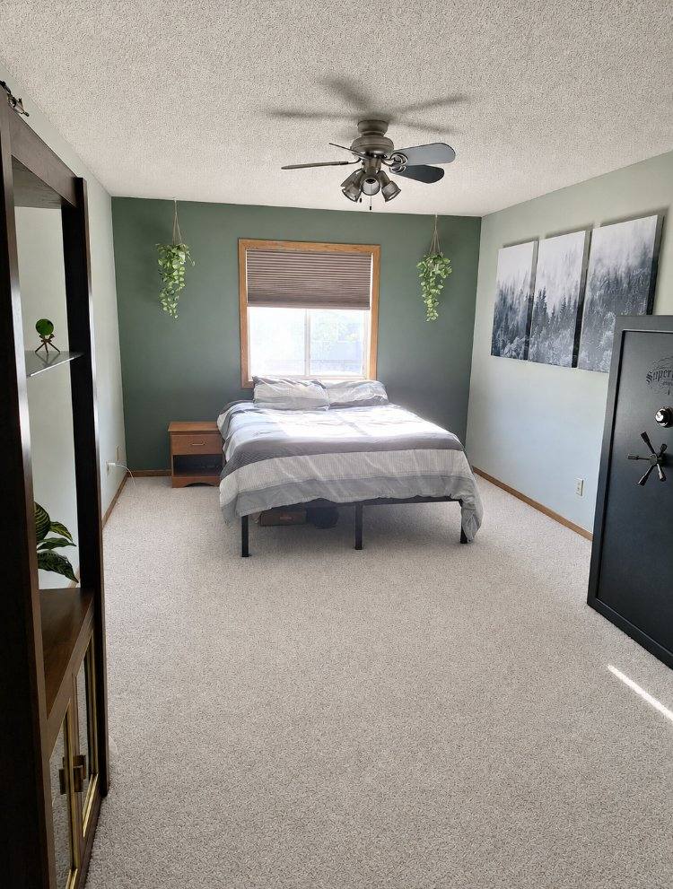 Townhouse for rent at 14210 44th Place N #4, Minneapolis, MN 55446