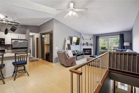 Townhouse for rent at 14210 44th Place N #4, Minneapolis, MN 55446