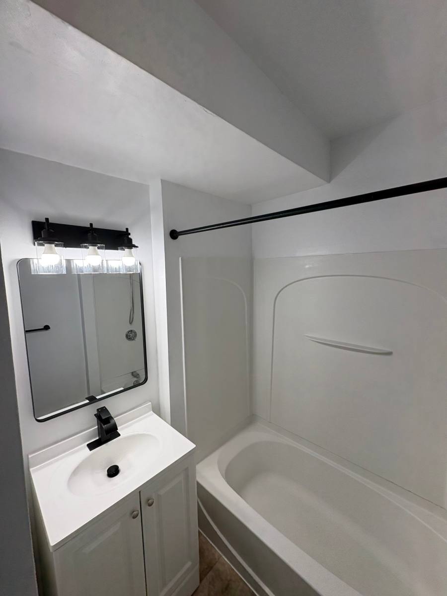 Apartment for rent at 29 Slocum St #2, Acushnet, MA 02743