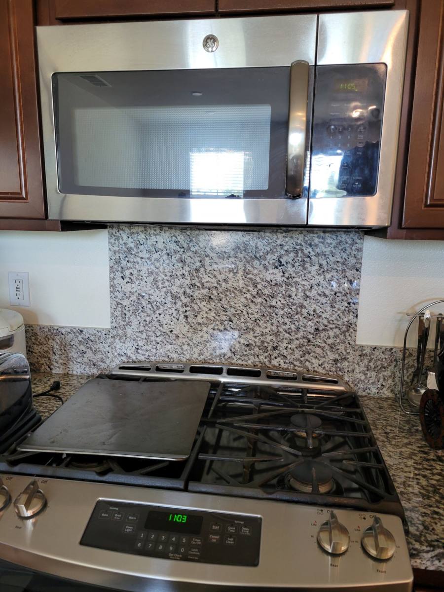 Townhouse for rent at 40233 Calle Real, Murrieta, CA 92563
