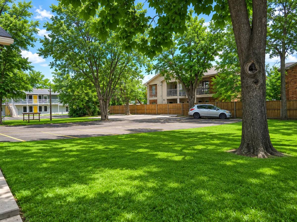 Apartment for rent at 1405 Moore St #14058, Commerce, TX 75428
