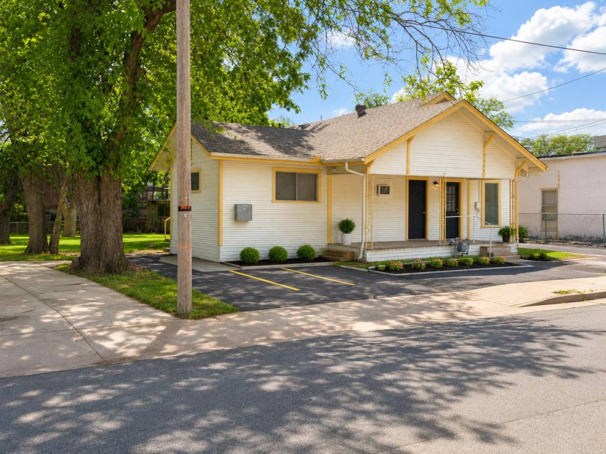 Apartment for rent at 1405 Moore St #14058, Commerce, TX 75428