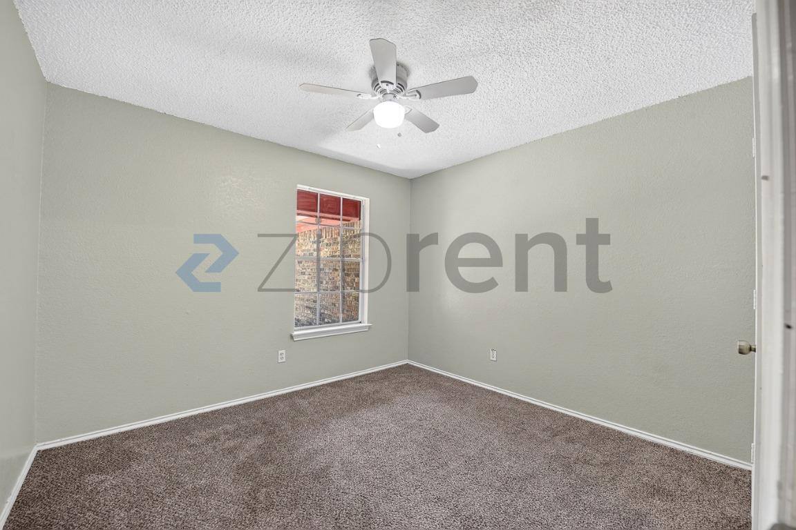 Apartment for rent at 604 Lost Springs Court #B, Arlington, TX 76012