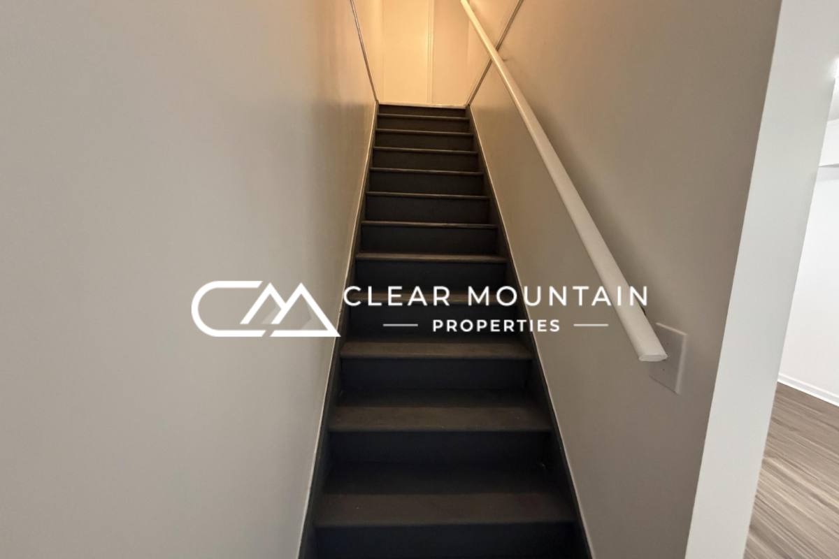 Apartment for rent at 19 Dunbar Court, Greer, SC 29651