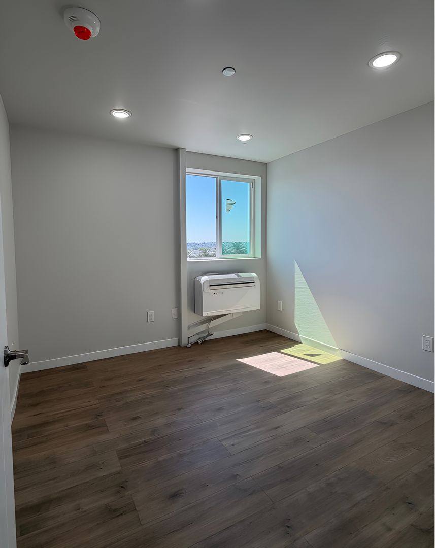 Apartment for rent at 4186 Western Ave, Los Angeles, CA 90062