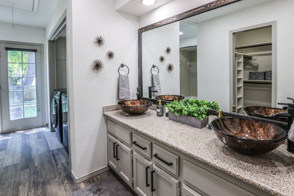 Apartment for rent at 116-120 E 21st St, Tulsa, OK 74114