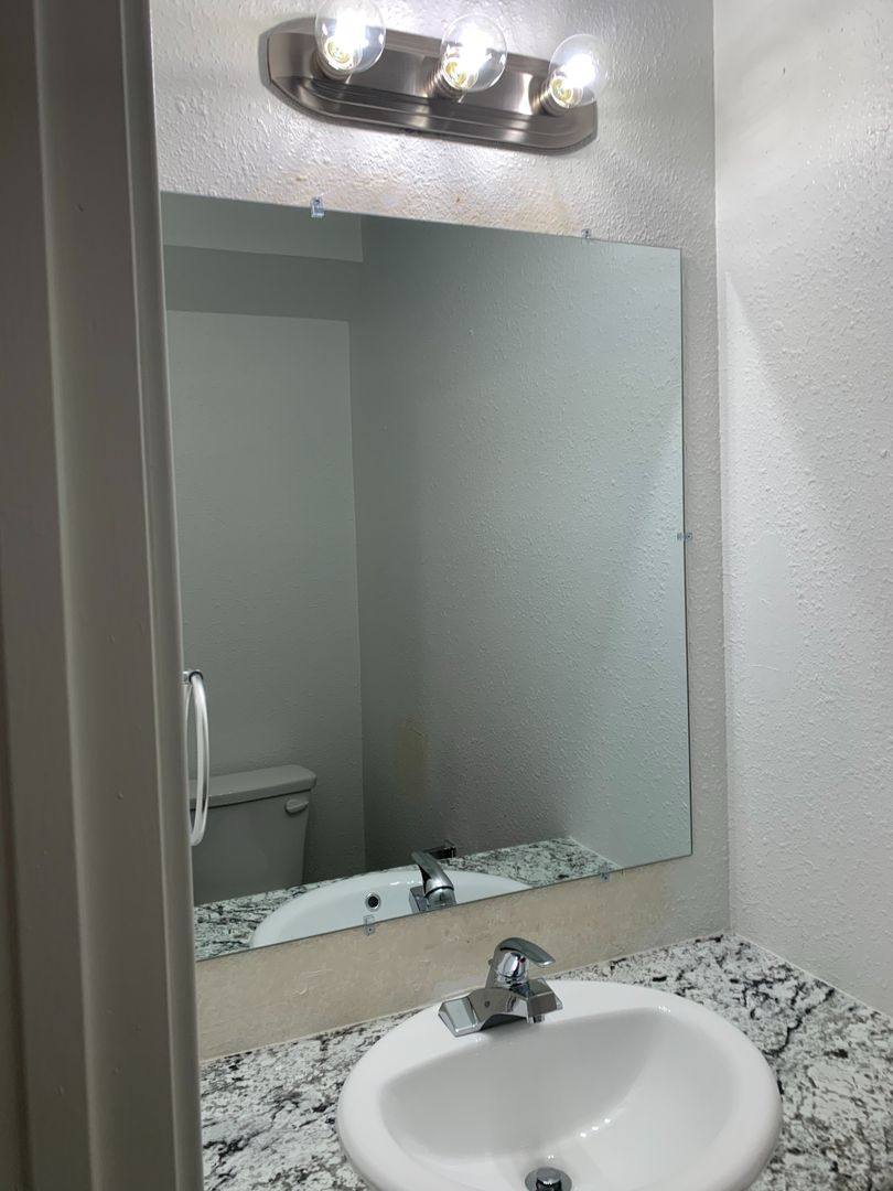 Apartment for rent at 745 Lakeside, Red Bluff, CA 96080