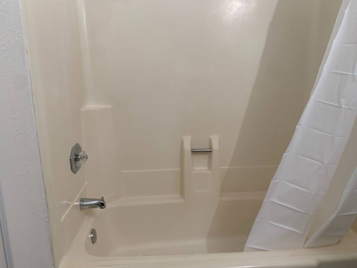 Apartment for rent at 745 Lakeside, Red Bluff, CA 96080