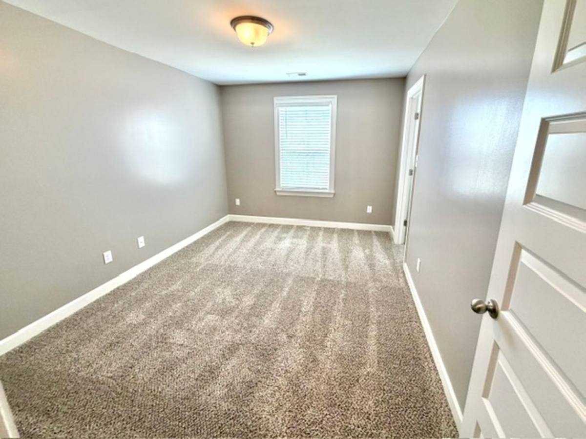 Apartment for rent at 100 Birkdale Dr, Oakland, TN 38060