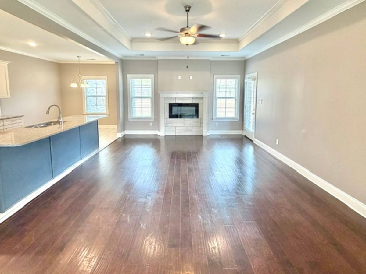 Apartment for rent at 100 Birkdale Dr, Oakland, TN 38060