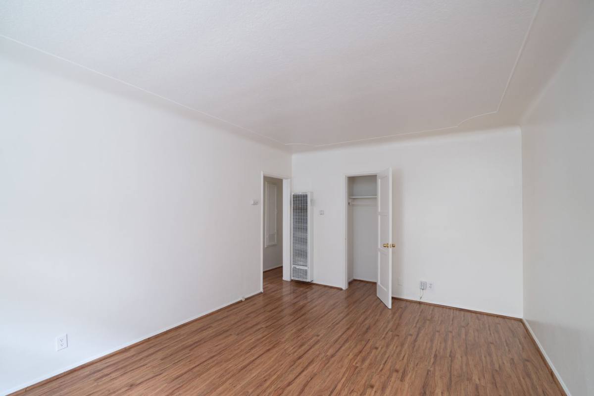 Apartment for rent at 2111-2117 1 2 Griffith Park Blvd, Los Angeles, CA 90039