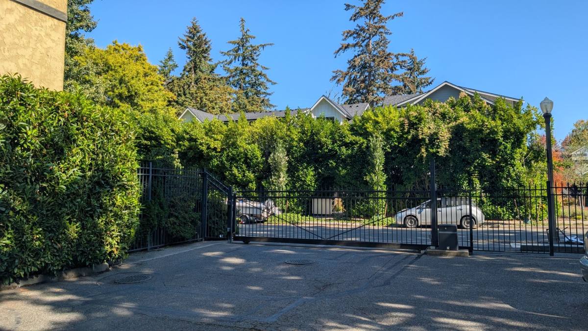 Apartment for rent at 1912 N Oakes, Tacoma, WA 98406