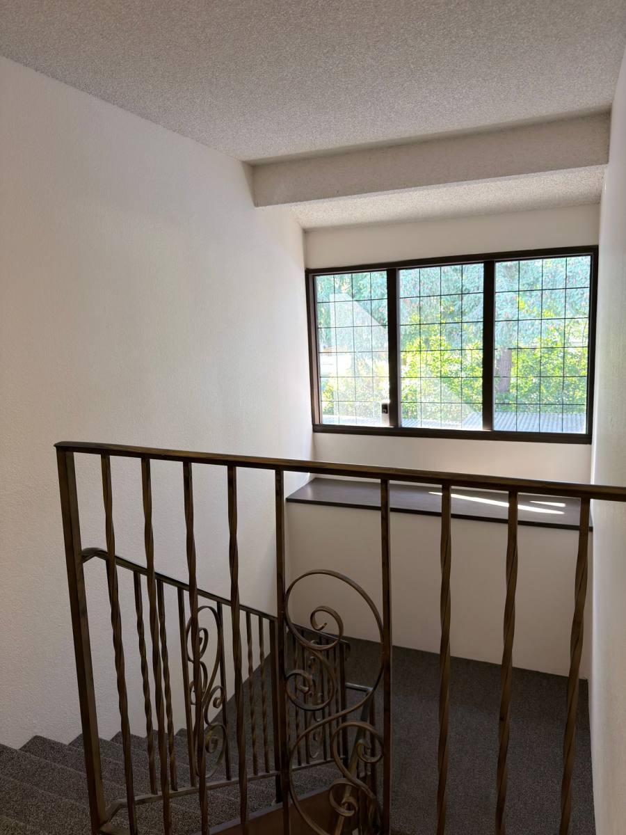 Apartment for rent at 1912 N Oakes, Tacoma, WA 98406