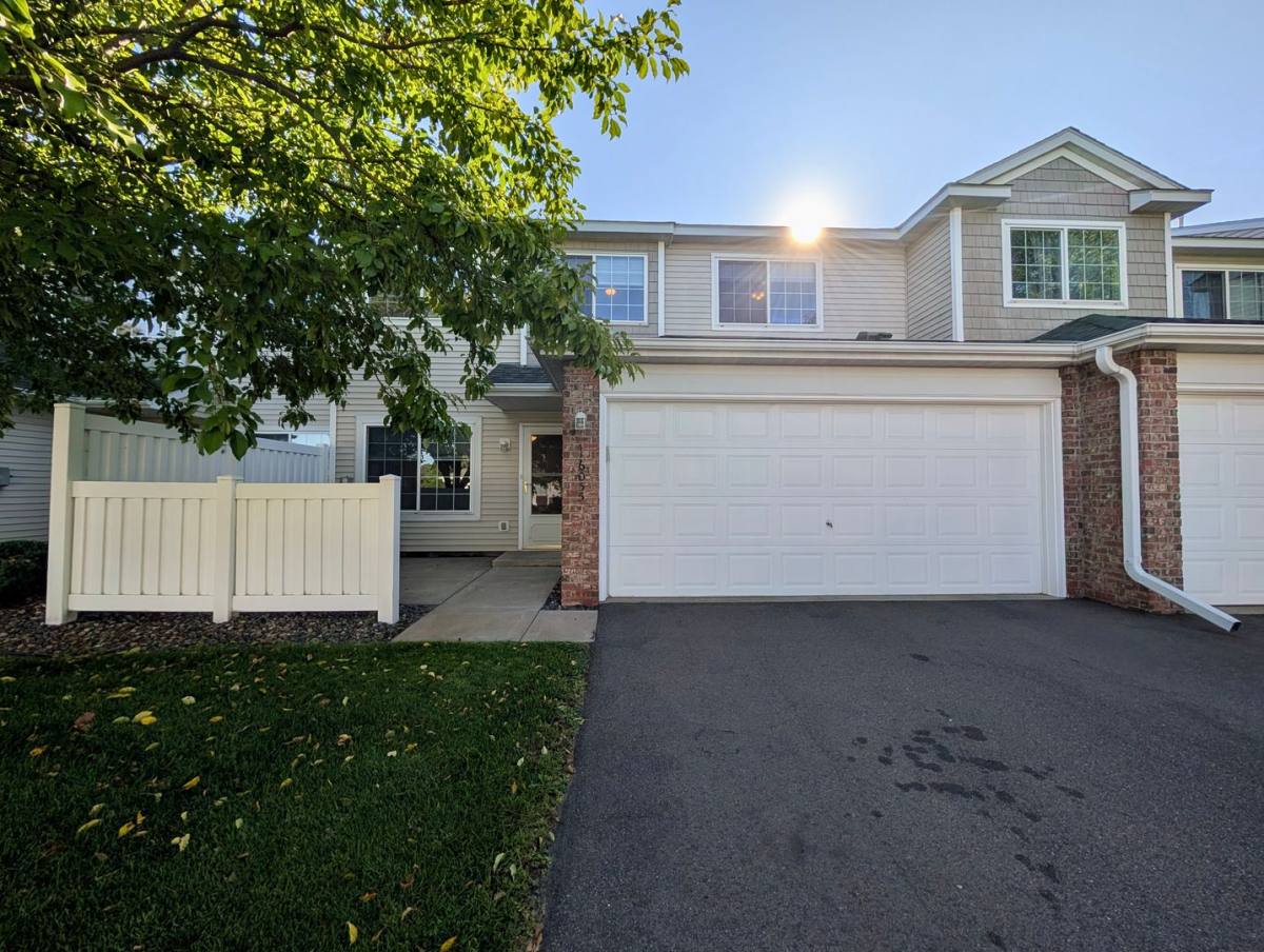 Townhouse for rent at 16055 71st Steet NE, Elk River, MN 55330