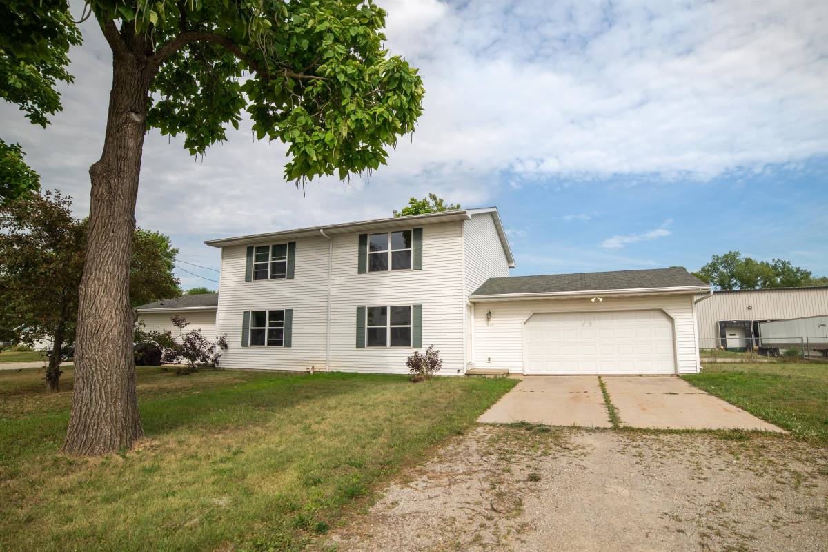 Apartment for rent at 210 Second, Pulaski, WI 54162
