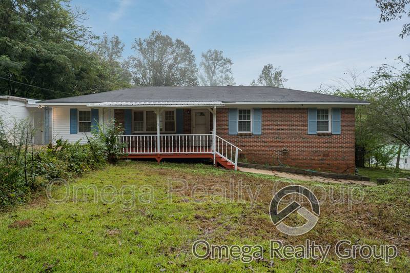 House for rent at 2165 Wayne Rd, Birmingham, AL 35210